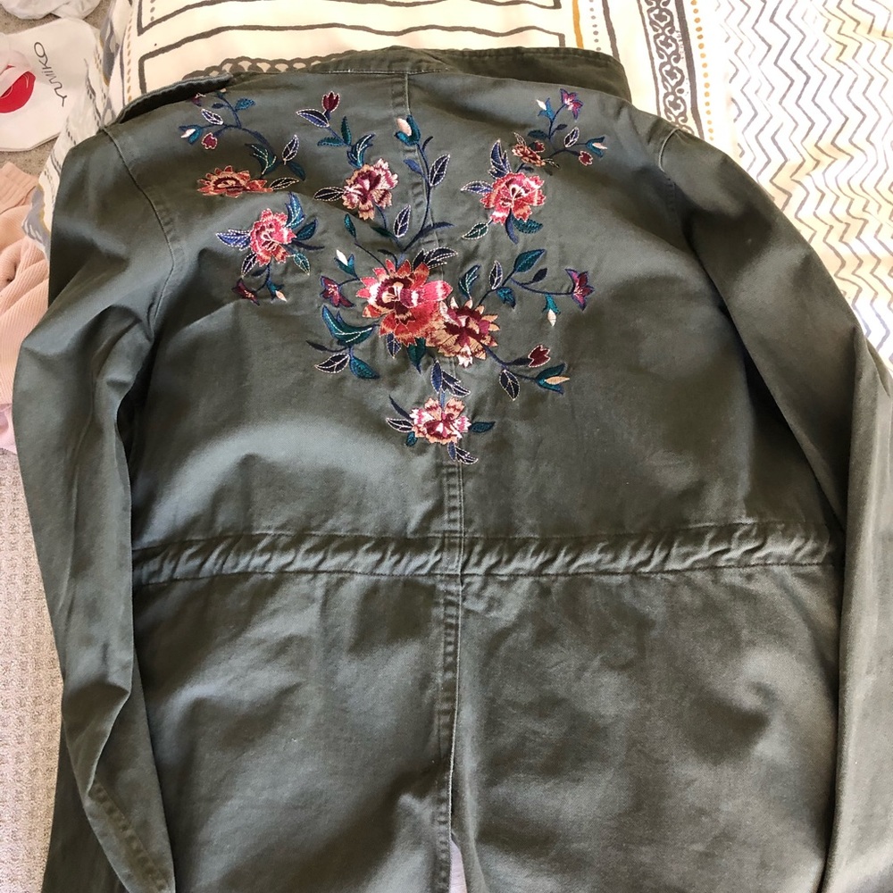 ASTR Jacket - Picture 2 of 2